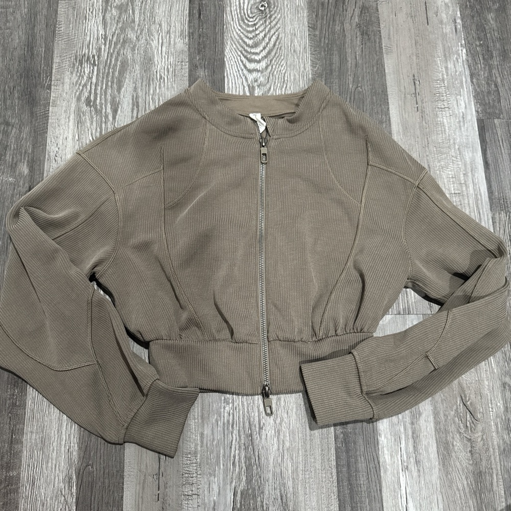 Lululemon Ribbed Softstreme Cropped Jacket